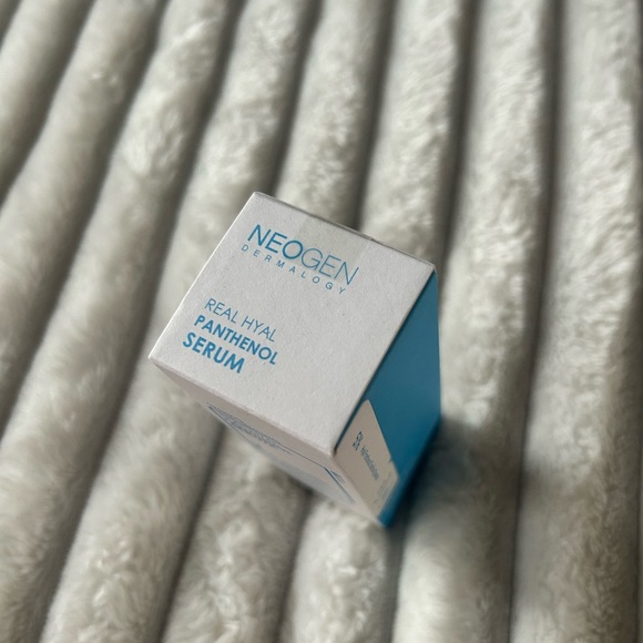 Neogen Dermalogy real hyal panthenol serum - Picture 3 of 3